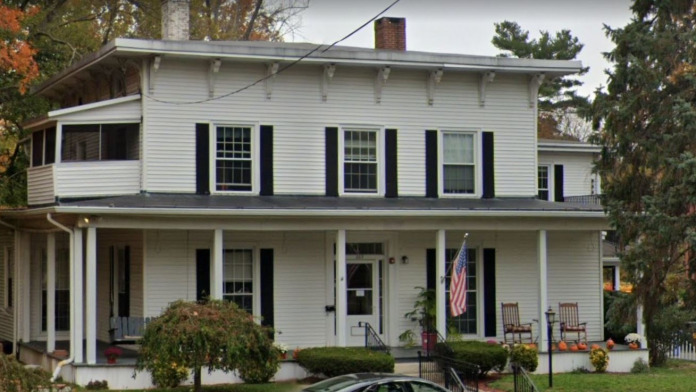 InterCommunity Clayton House